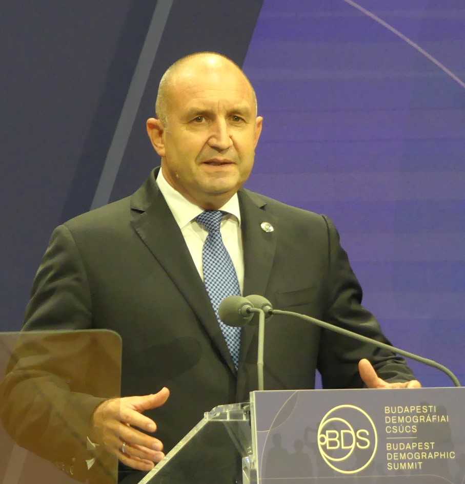 Bulgaria's caretaker minister hands new government a dossier of corruption cases and a test of intent