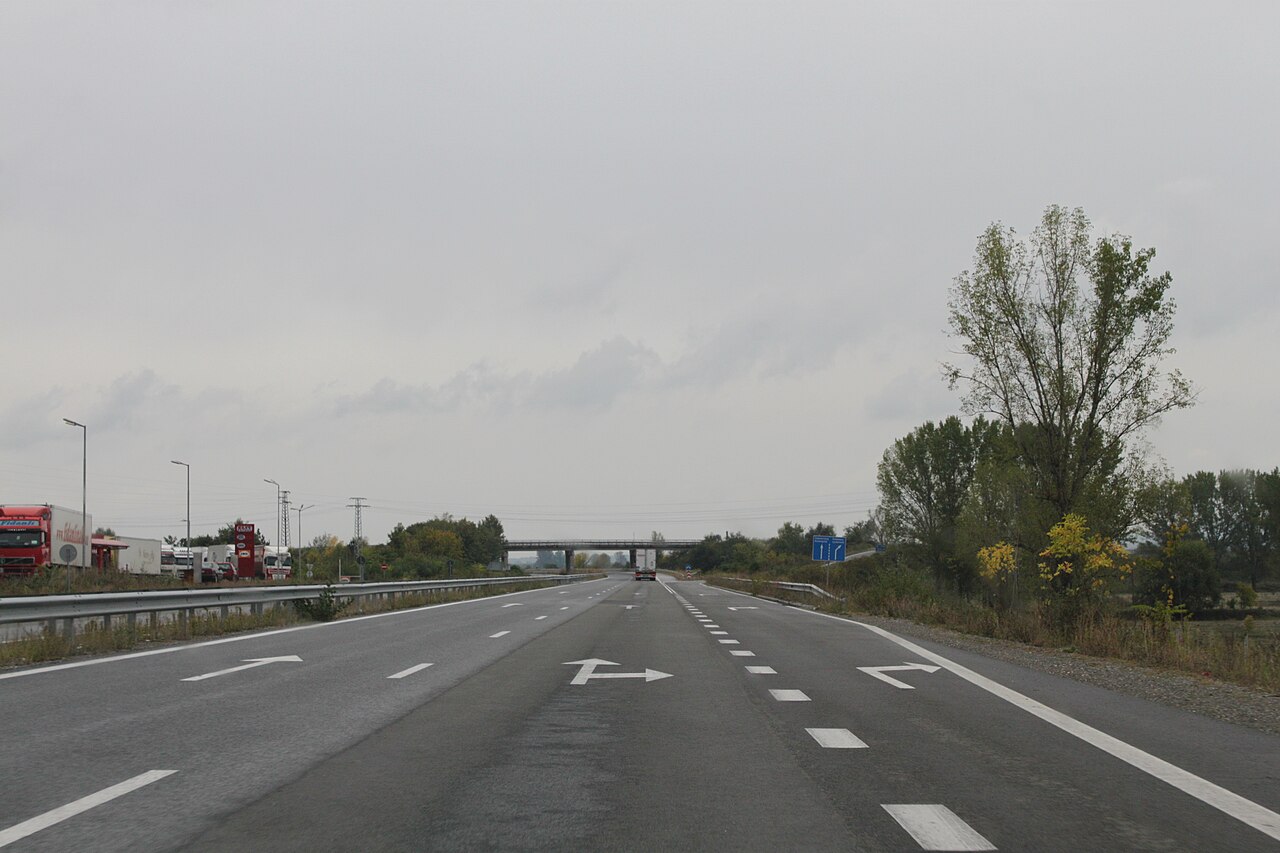 Coming into Bulgaria from outside the EU? The duty-free limit is €300 by land or €430 by air