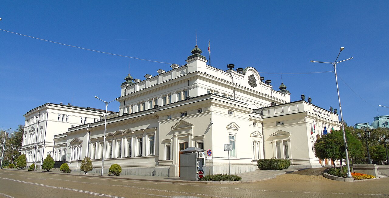 Bulgaria logs 2,066 election crime reports and 360 detentions before Sunday’s vote