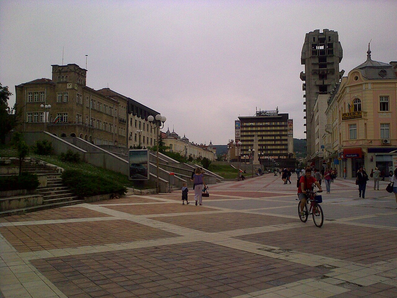 Shumen police seize notebook of names and €1,950 in election-rights probe