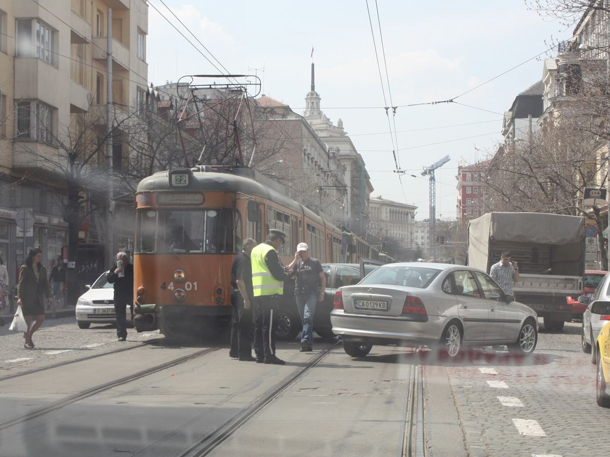 A minor traffic incident in Sofia, the everyday context in which Bulgarian motor third-party liability cover (Grazhdanska otgovornost) matters